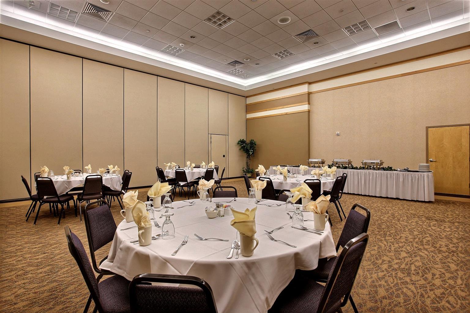 Country Inn & Suites By Radisson, Fergus Falls, Mn Restaurang bild