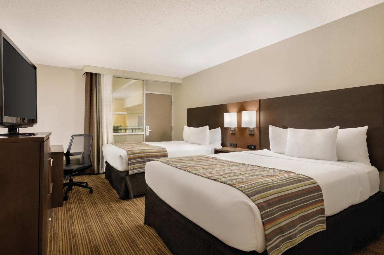 Country Inn & Suites By Radisson, Fergus Falls, Mn Exteriör bild