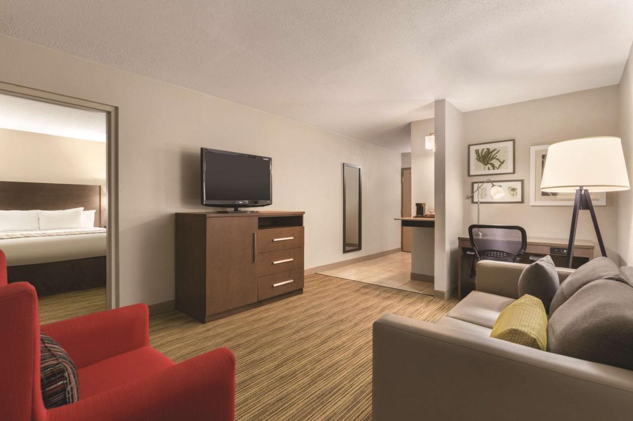 Country Inn & Suites By Radisson, Fergus Falls, Mn Exteriör bild